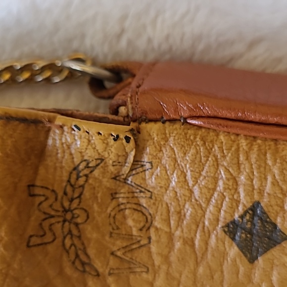 MCM vintage leather mini purse on chain - Picture 6 of 11